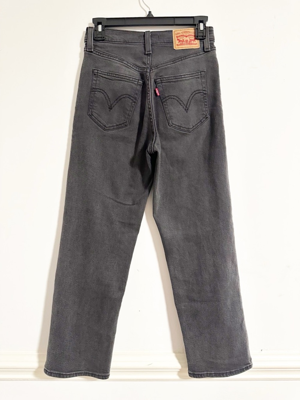Levi’s Ribcage Straight Ankle Jeans — Grey / Charcoal - Picture 1 of 6